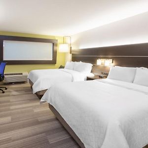 Standard Room Two Queen Beds
